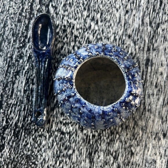 Handmade Sea Urchin pottery sugar bowl and spoon - Picture 2 of 5